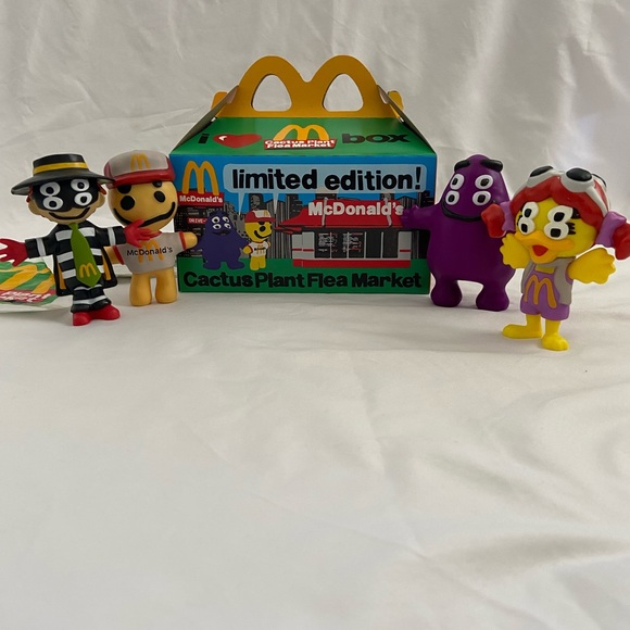 CPFM McDonalds Happy Meal Friends - Picture 14 of 14